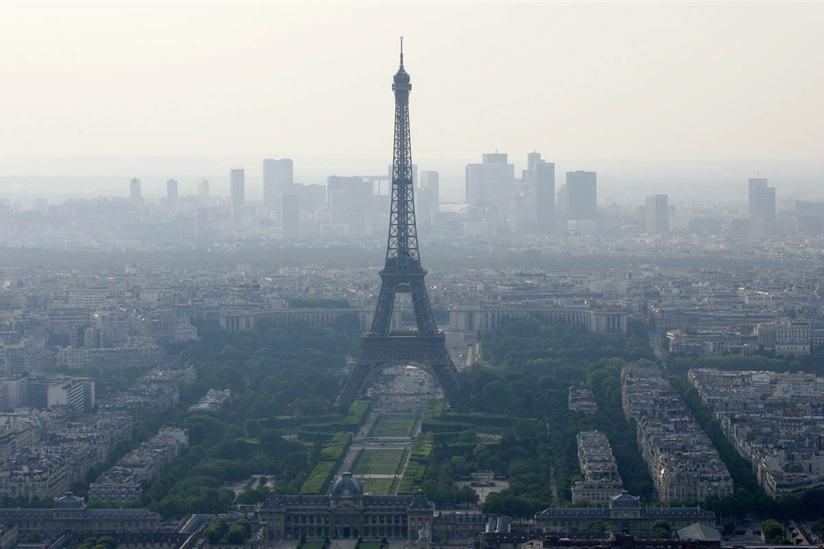 Paris’te Hava Kirliliği’ne Karşı Etiketli Önlem